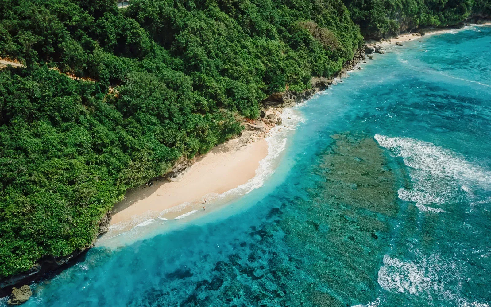 1.66 Hectares Stunning Green Bowl Cliff Front Land FREEHOLD 1.66 Hectares Stunning Green Bowl Cliff Front Land FREEHOLD