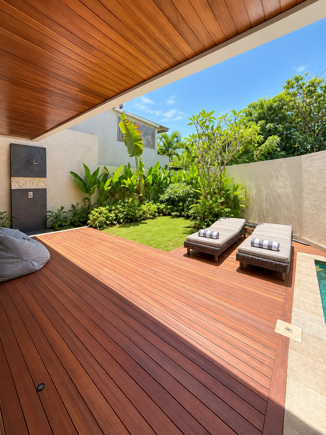 Prime Batu Bolong 4-Bedroom in Red Commercial Zone