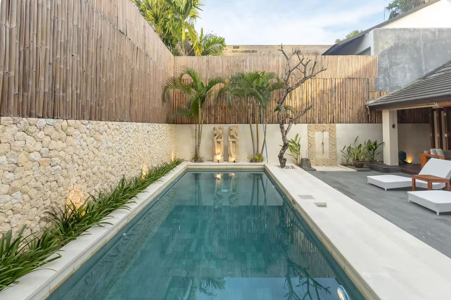 4-Bedroom Family Villa near Milk & Madu & Canggu Community School Berawa