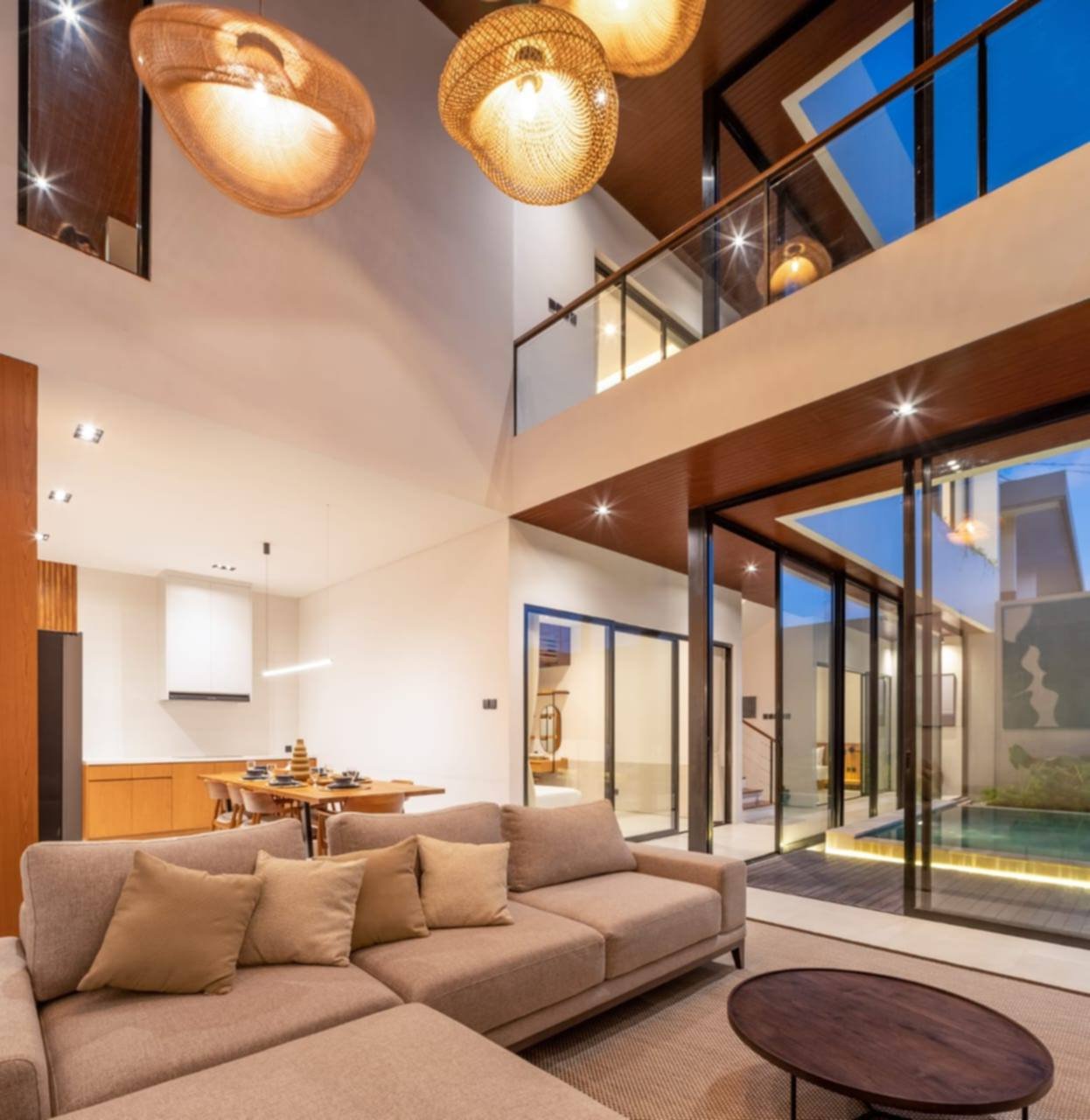 4-Bedroom Luxury Villa for Yearly Rent in Semat, Berawa