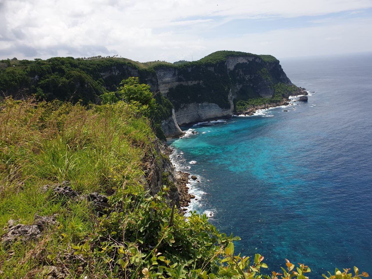 World-Class View 1.3 Hectares Nusa Penida Cliff-Front Land with Manta Point Views World-Class View 1.3 Hectares Nusa Penida Cliff-Front Land with Manta Point Views