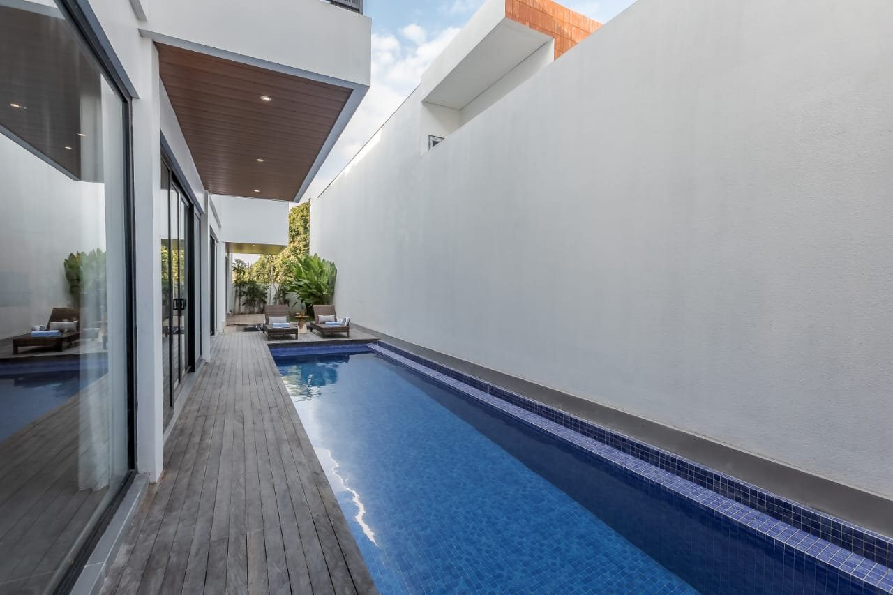 Brand New 4-Bedroom Luxury Villa with Rice Field Views in Canggu Shortcut Brand New 4-Bedroom Luxury Villa with Rice Field Views in Canggu Shortcut